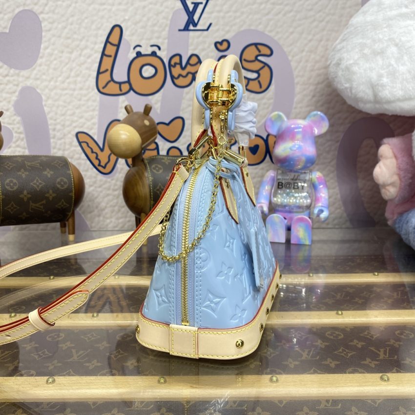 louis vuitton alma bb light blue 3