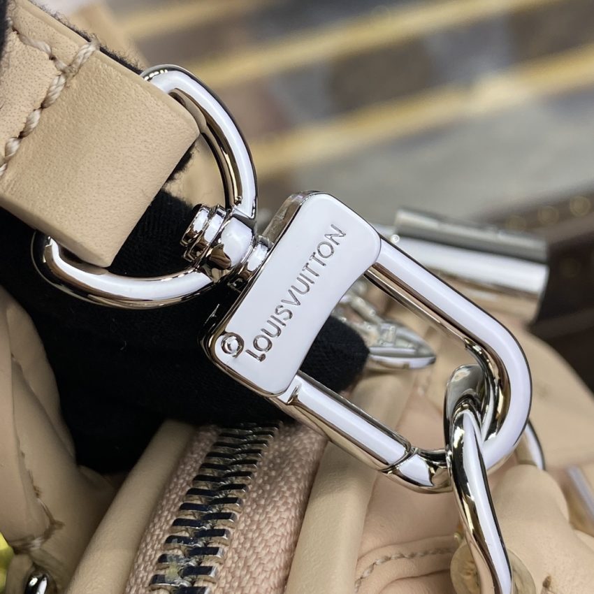 louis vuitton alma bb nude pink 8