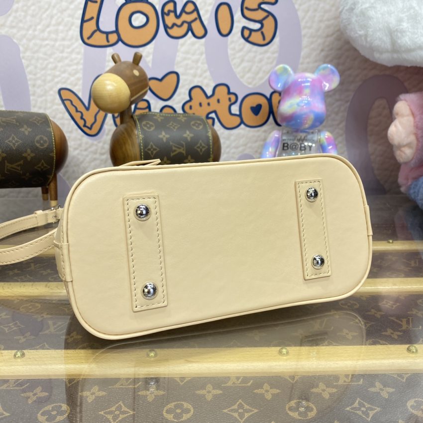 louis vuitton alma bb nude pink 9