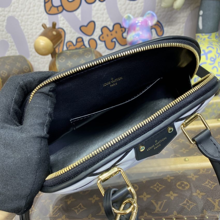 louis vuitton alma bb white 4