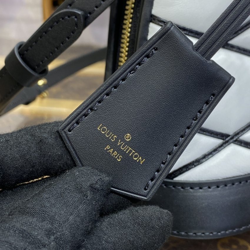louis vuitton alma bb white 6