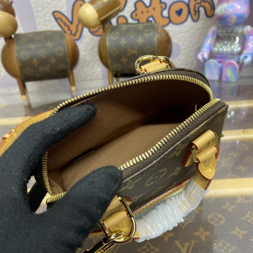 louis vuitton alma nano 7