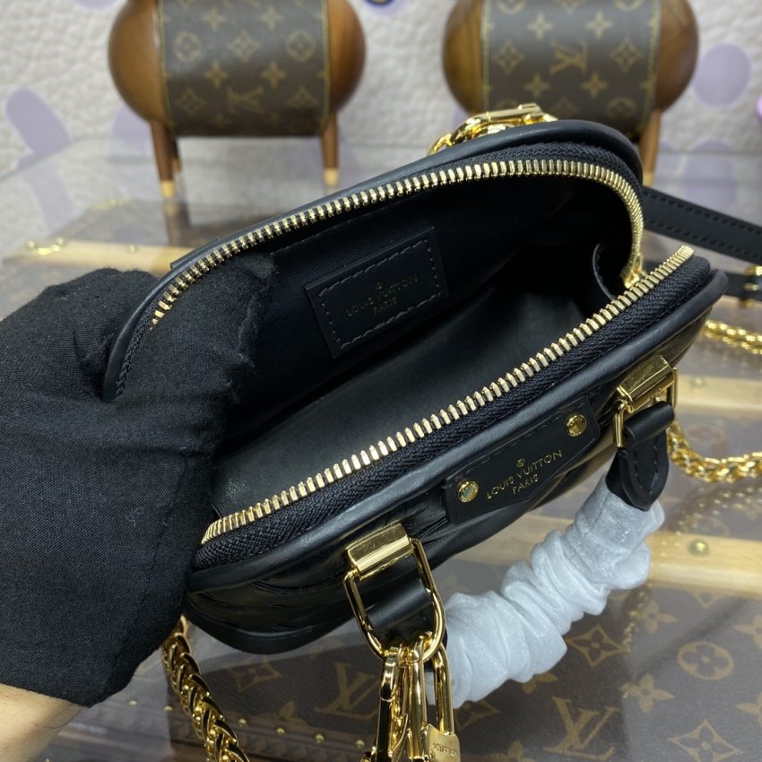 louis vuitton alma nano black 8