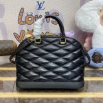 louis vuitton alma pm black 3