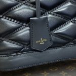 louis vuitton alma pm black 4