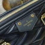 louis vuitton alma pm black 7