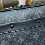 louis vuitton alpha messenger black canvas 5
