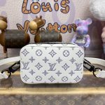 louis vuitton alpha messenger white canvas 5