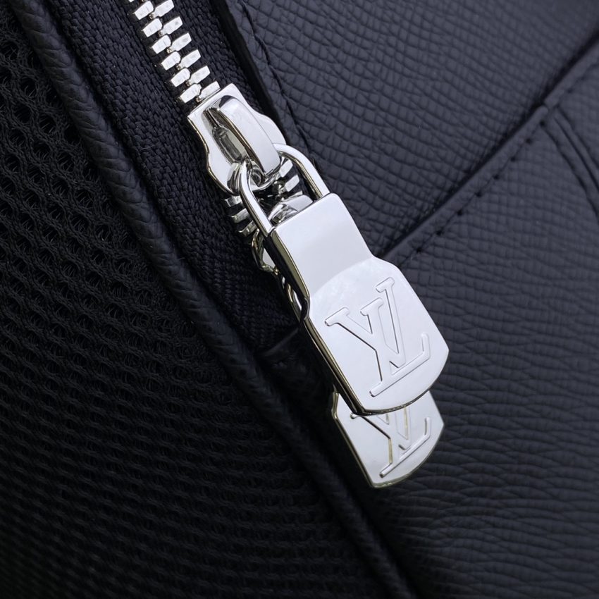 louis vuitton avenue backpack black 3