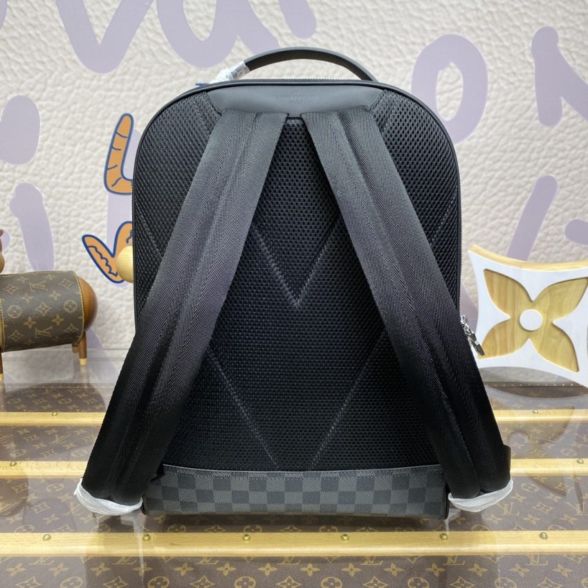 louis vuitton avenue backpack grid 6