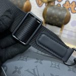 louis vuitton avenue slingbag 7