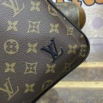louis vuitton avenue slingbag brown 7