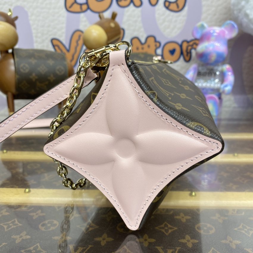 louis vuitton bloom pouch 8