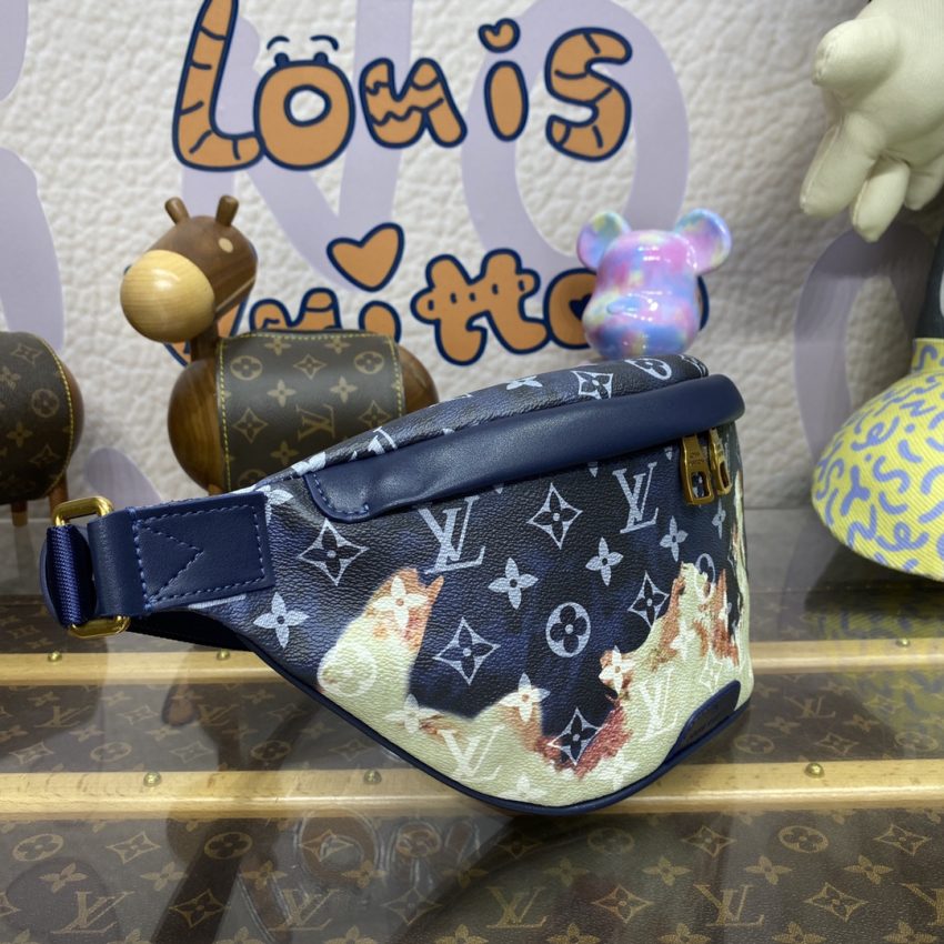 louis vuitton bumbag discovery blue fire 8