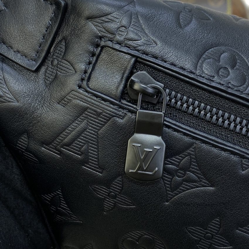 louis vuitton bumbag discovery full black 7