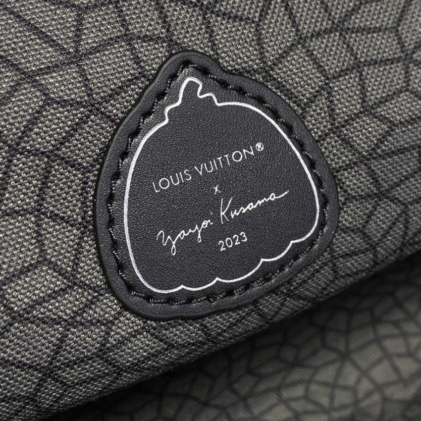 louis vuitton bumbag discovery pampkin 8
