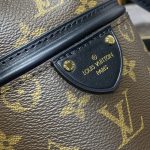 louis vuitton canoe bucket bag 4