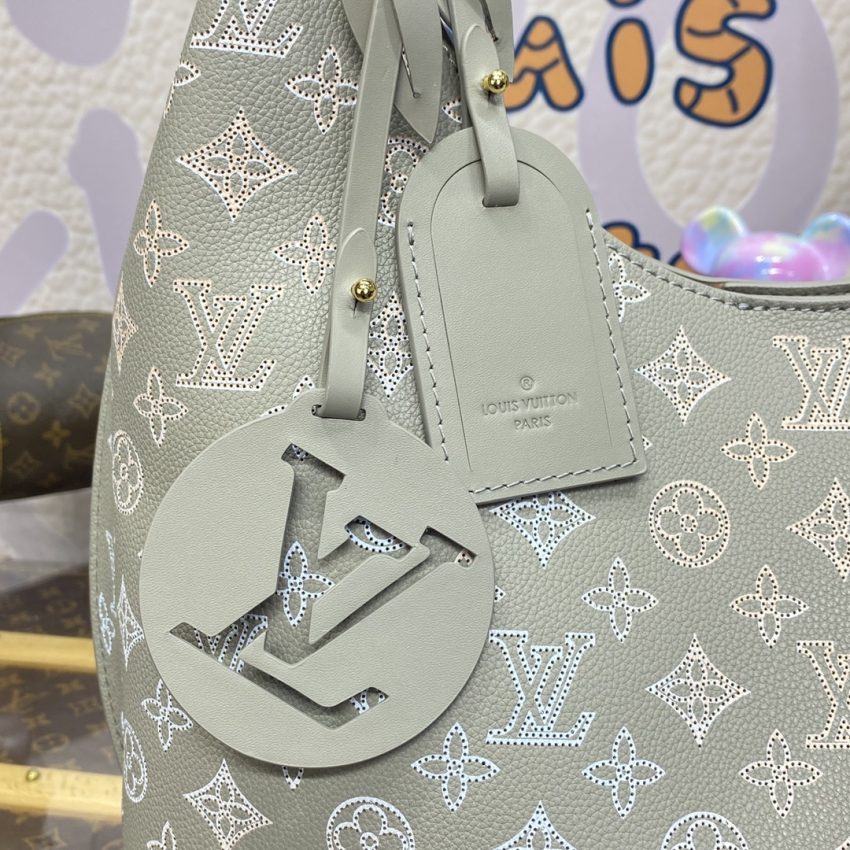 louis vuitton carmel grey 2
