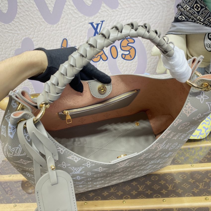 louis vuitton carmel grey 4