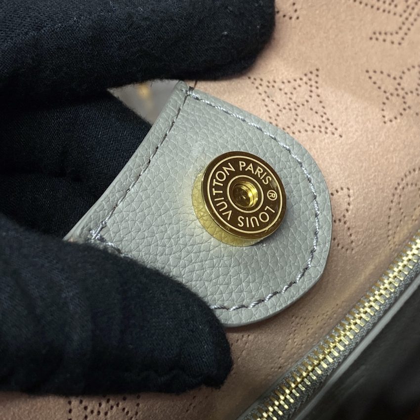 louis vuitton carmel grey 7