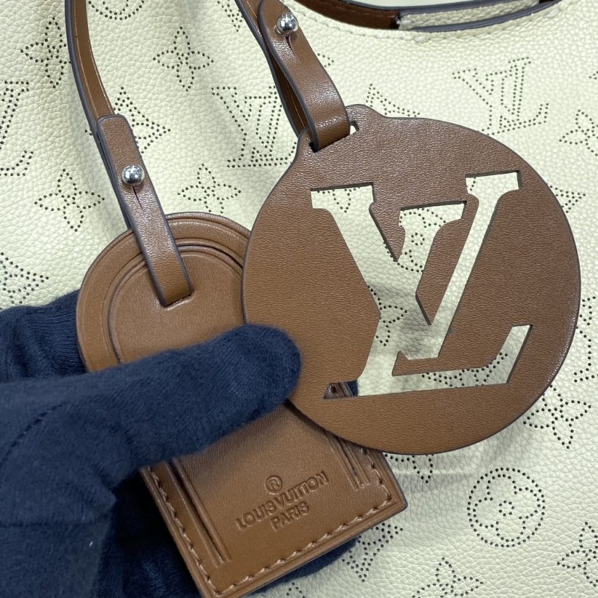 louis vuitton carmel white 7