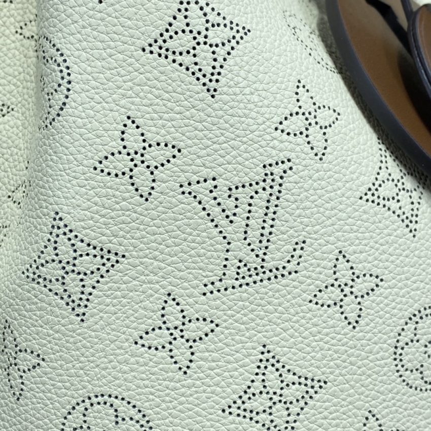 louis vuitton carmel white 8