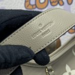 louis vuitton carry all beige 5