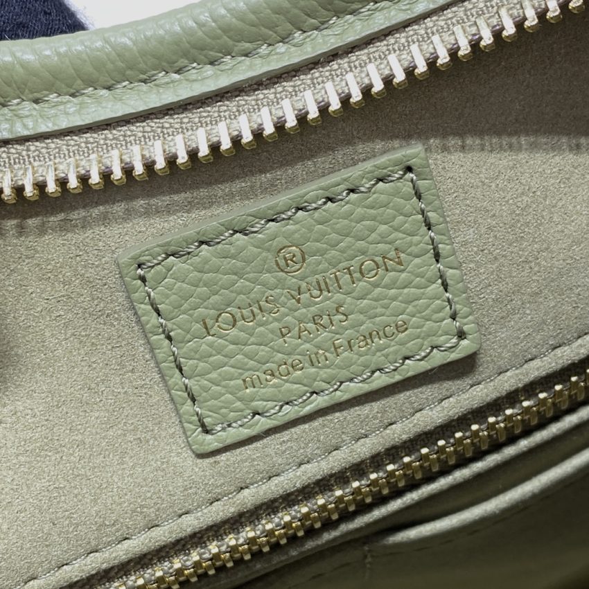 louis vuitton carry all green 5