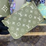 louis vuitton carry all green 8