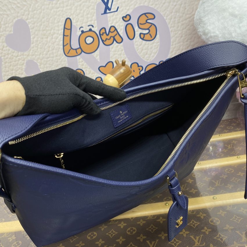 louis vuitton carry all mm dark blue 3