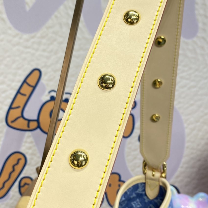 louis vuitton carry all mm denim 7