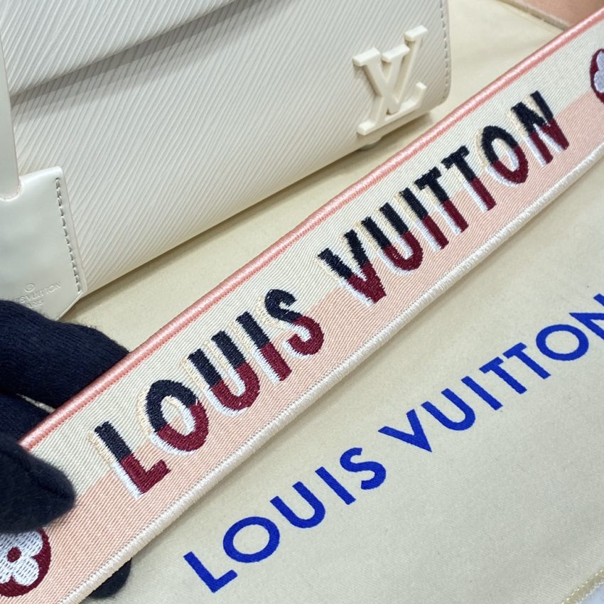louis vuitton cluny mini beige 5
