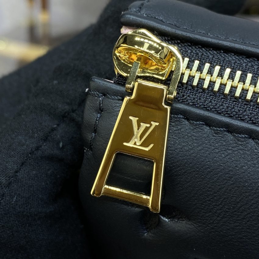 louis vuitton coussin black 5