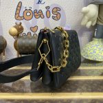 louis vuitton coussin black 6
