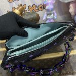 louis vuitton coussin black purple 7