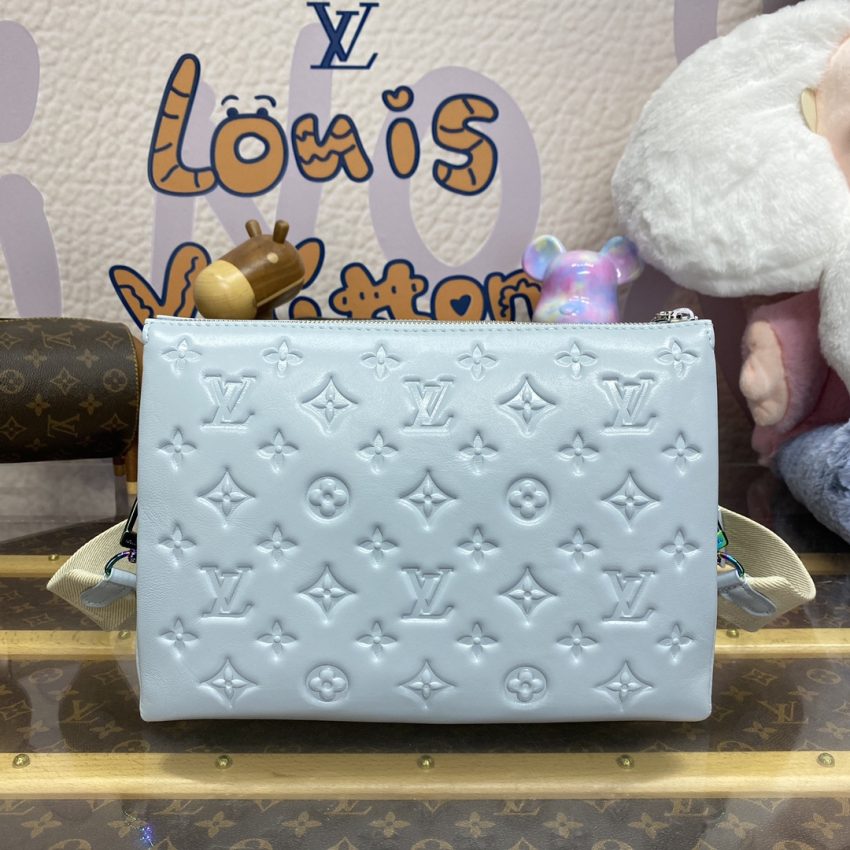 louis vuitton coussin blue 9