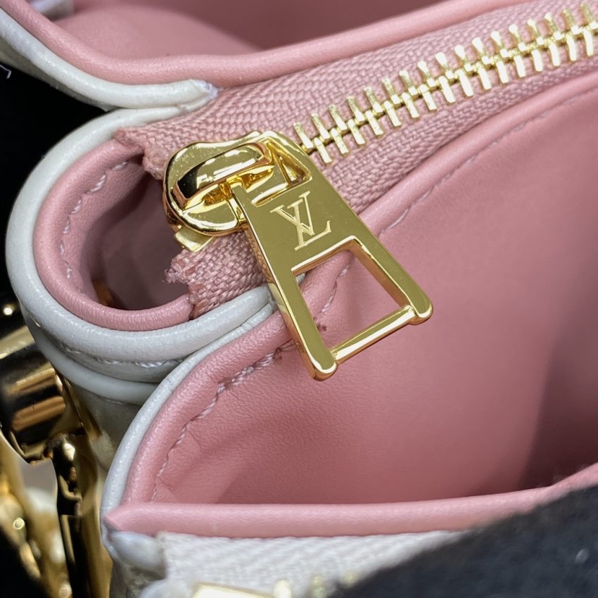 louis vuitton coussin light blue 6