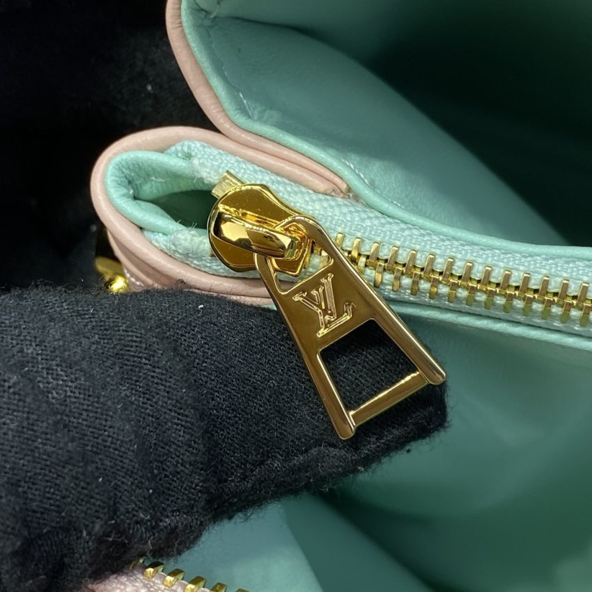 louis vuitton coussin pink 12