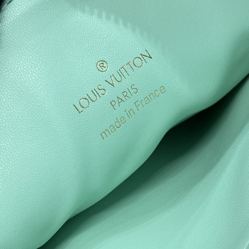 louis vuitton coussin pink 3