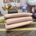 louis vuitton coussin pink 7