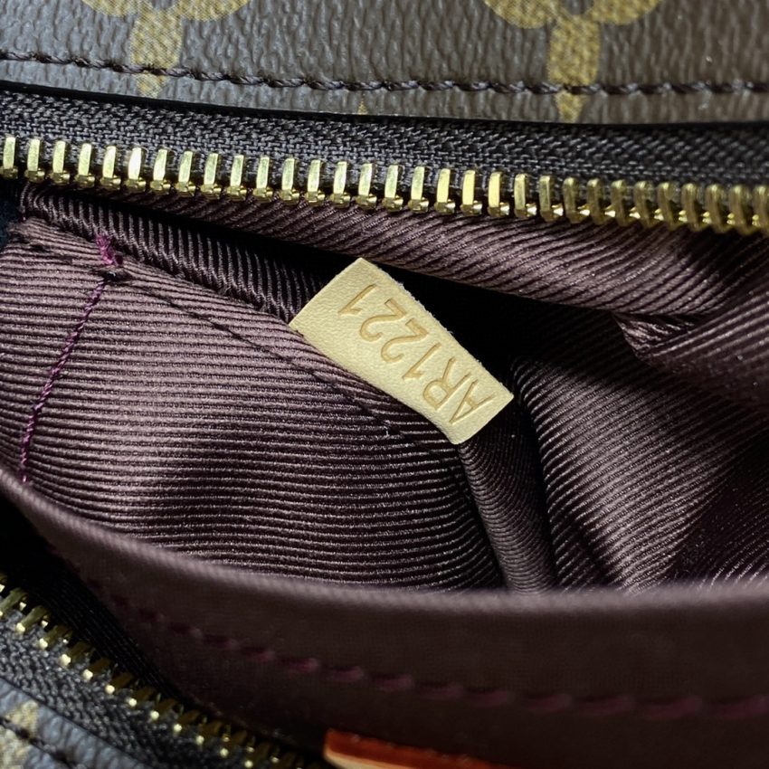 louis vuitton croissant brown 9