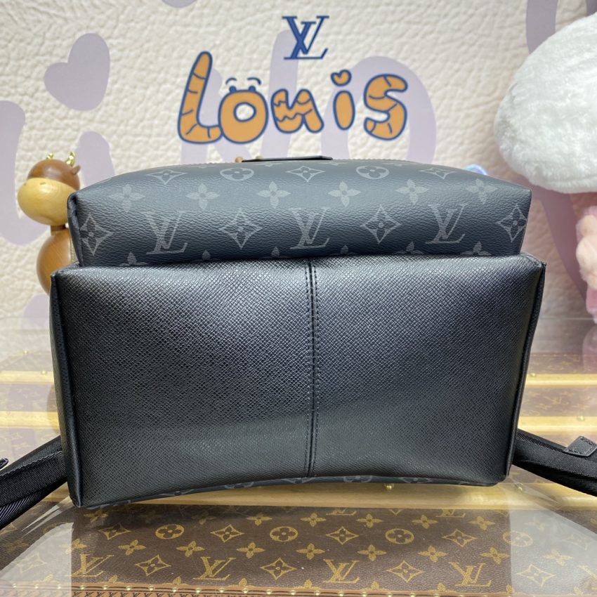 louis vuitton discovery backpack black 5