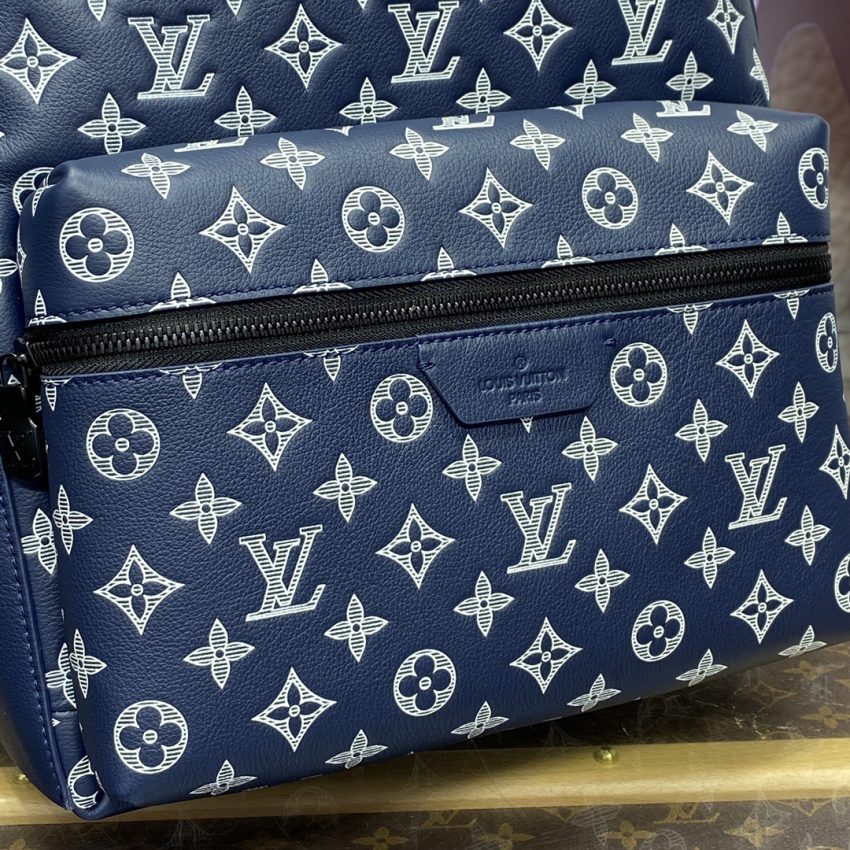 louis vuitton discovery backpack blue 6