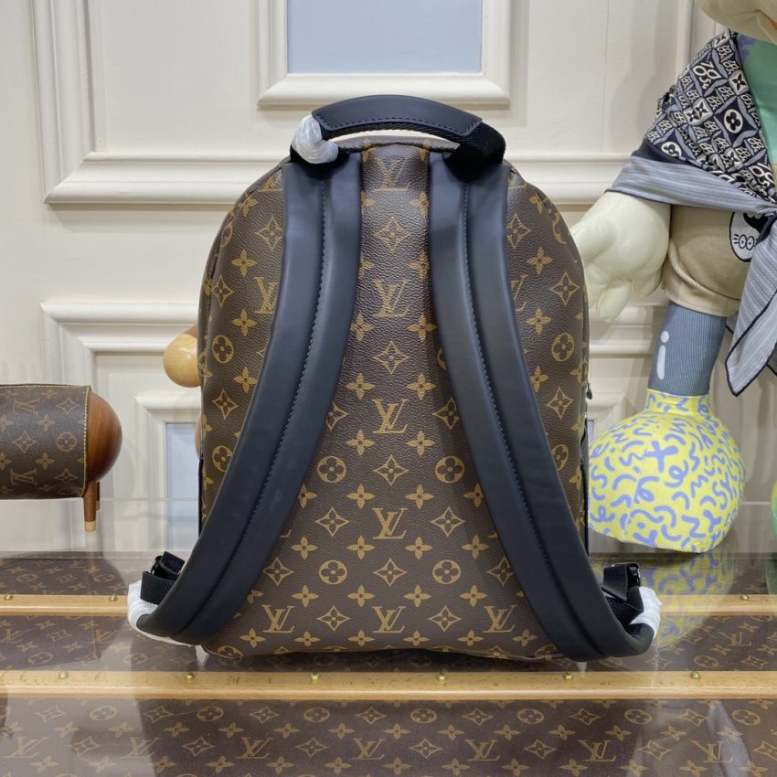 louis vuitton discovery backpack brown 3