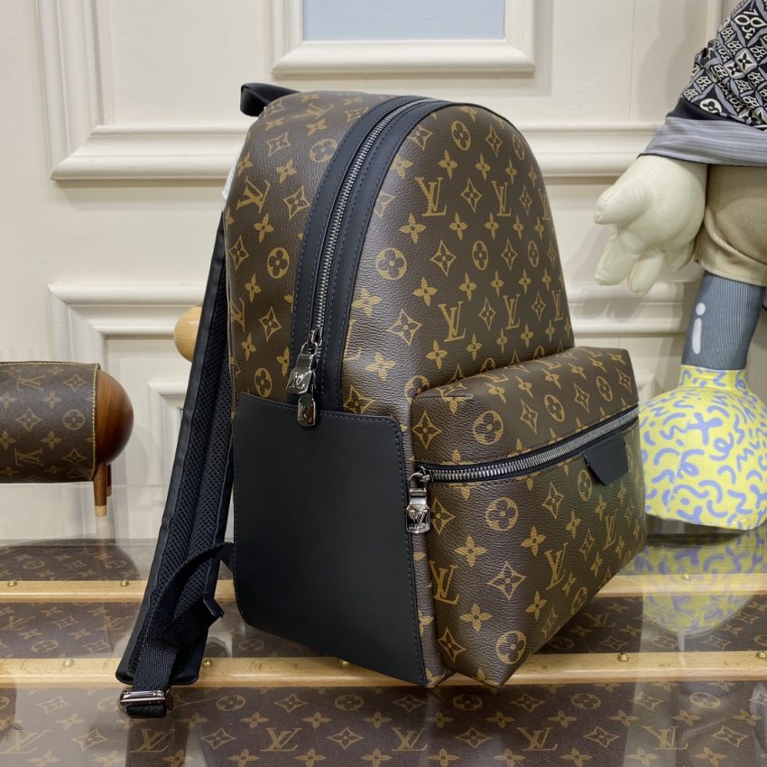 louis vuitton discovery backpack brown 4