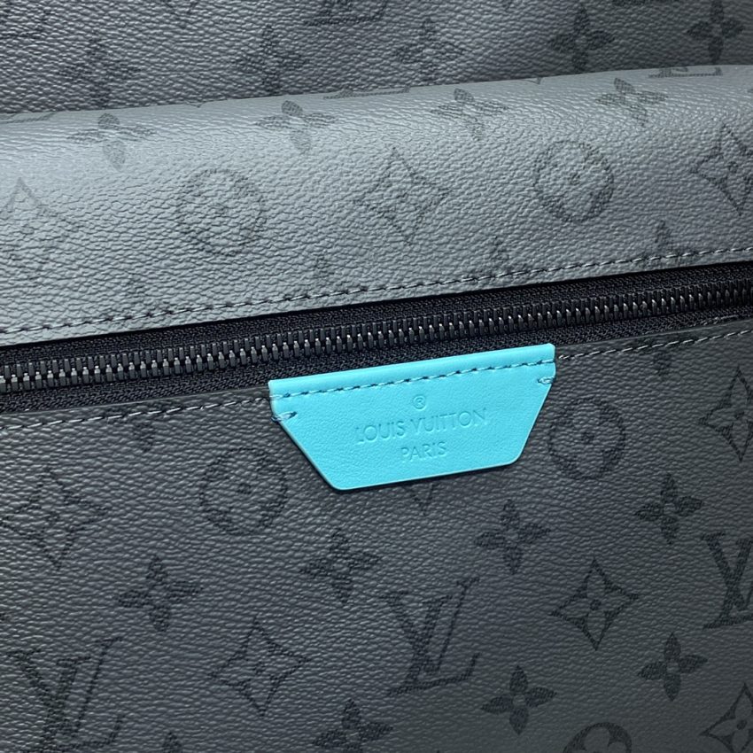 louis vuitton discovery backpack grey 2