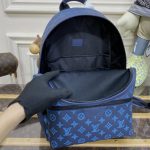 louis vuitton discovery backpack light blue 2