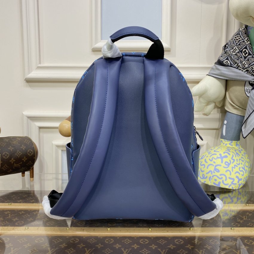 louis vuitton discovery backpack light blue 5