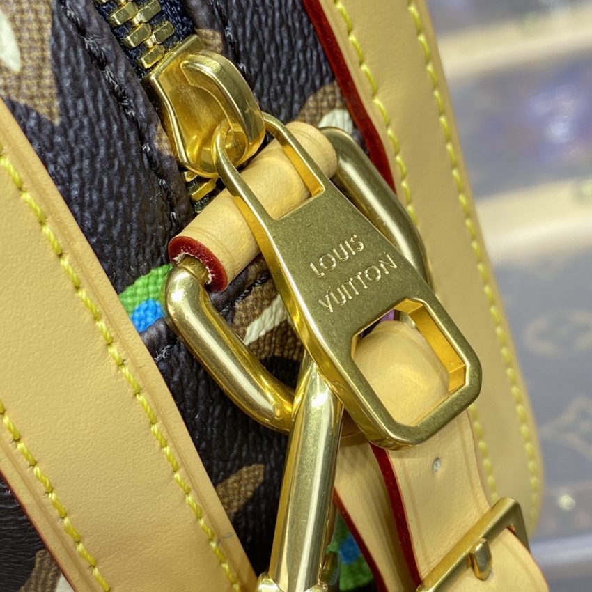 louis vuitton envelope messenger bag 9