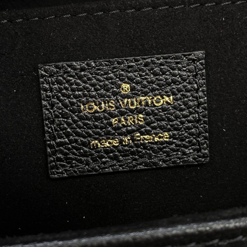 louis vuitton favorite black 2